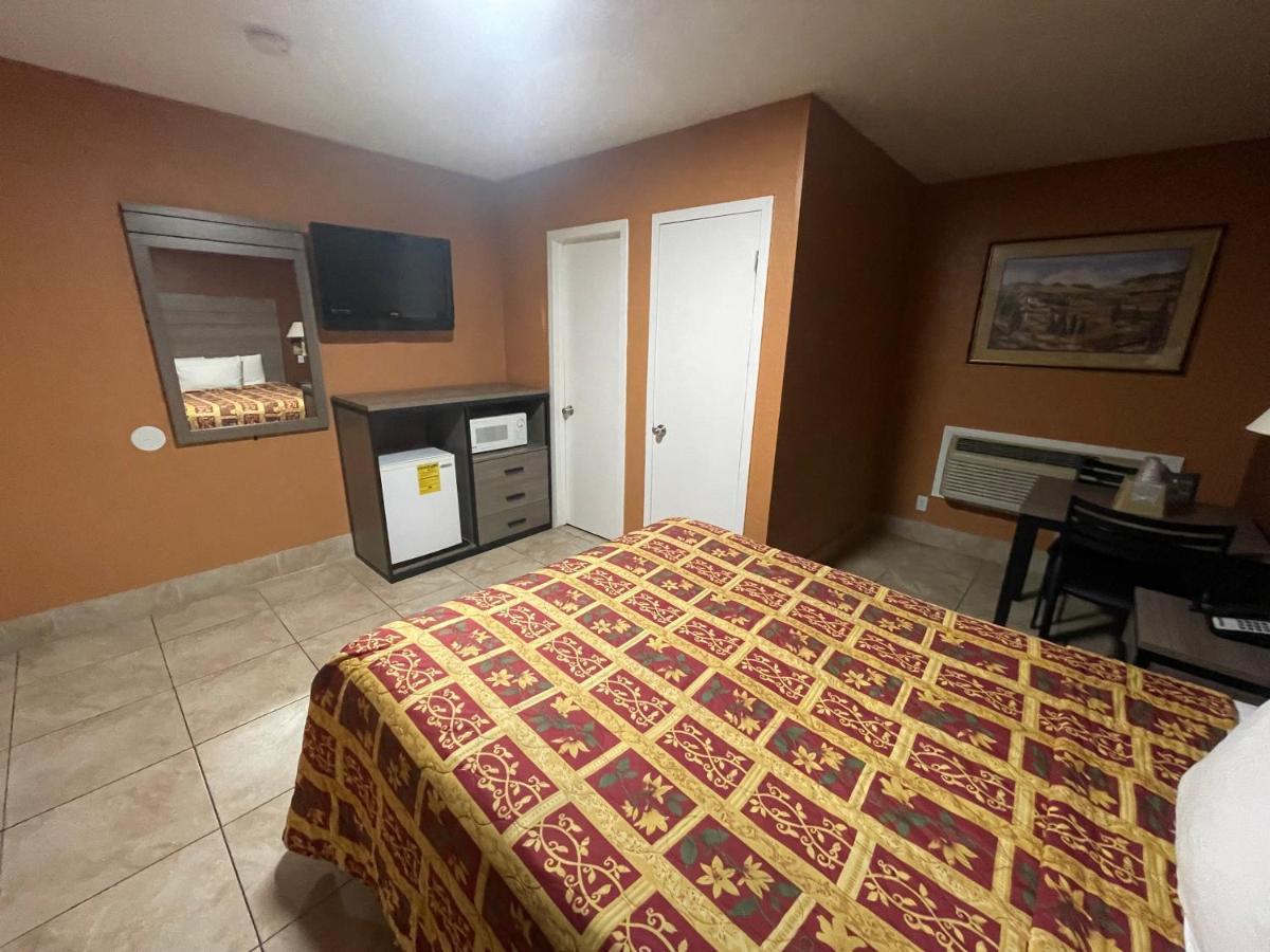 New Corral Motel Victorville Exterior foto